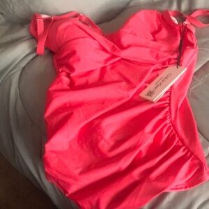 New with tags - Calvin Klein Pink tankini top - large